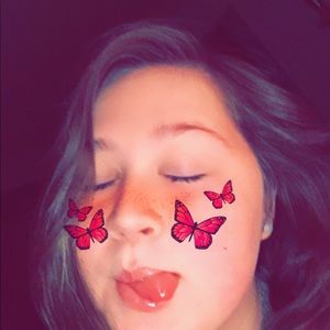 Meet your Posher, Katelyn